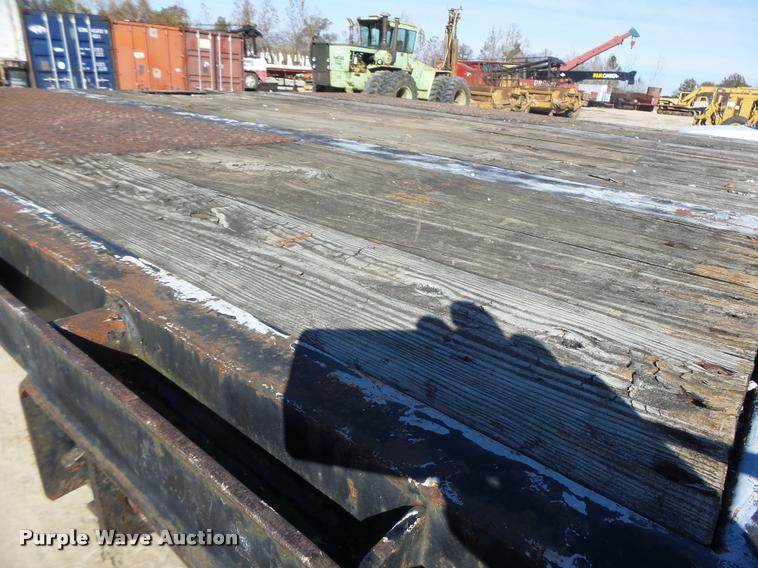 image for item K5583 1997 Tarasport drop deck trailer