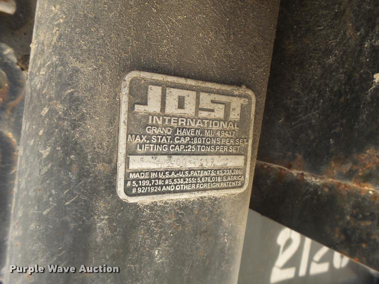 image for item K5583 1997 Tarasport drop deck trailer