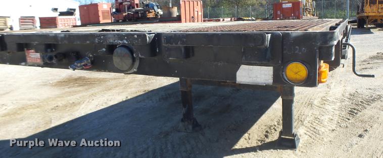 image for item K5583 1997 Tarasport drop deck trailer