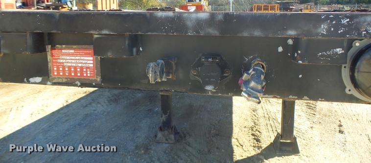 image for item K5583 1997 Tarasport drop deck trailer