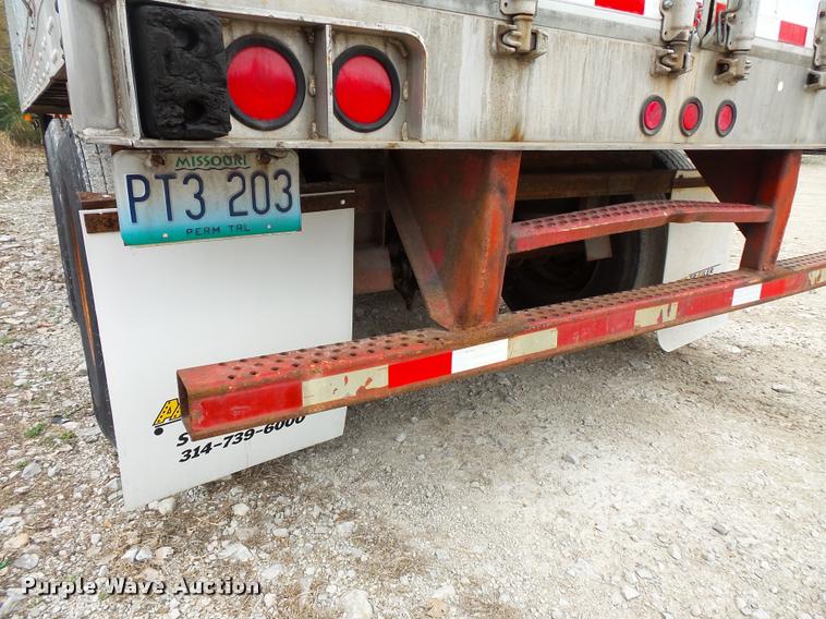 image for item L3562 1998 Utility Trailers VS2DC dry van trailer