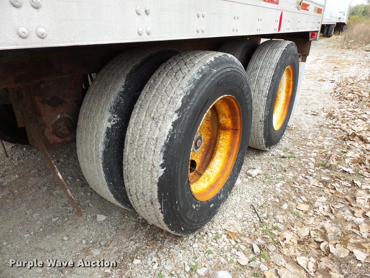 image for item L3562 1998 Utility Trailers VS2DC dry van trailer