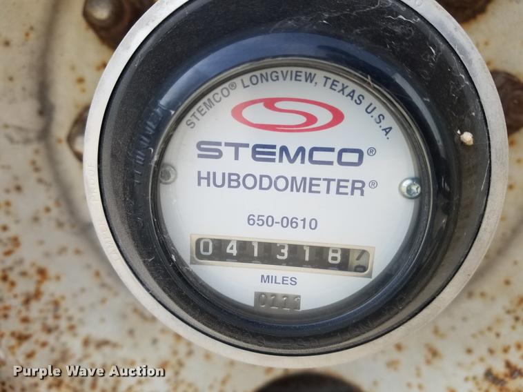 image for item L3563 1998 Utility Trailers U52DC dry van trailer