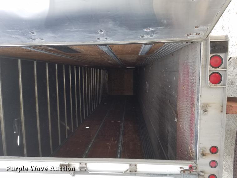 image for item L3563 1998 Utility Trailers U52DC dry van trailer