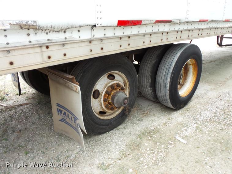 image for item L3566 2000 Wabash dry van trailer