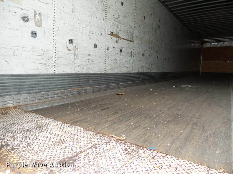 image for item L3566 2000 Wabash dry van trailer