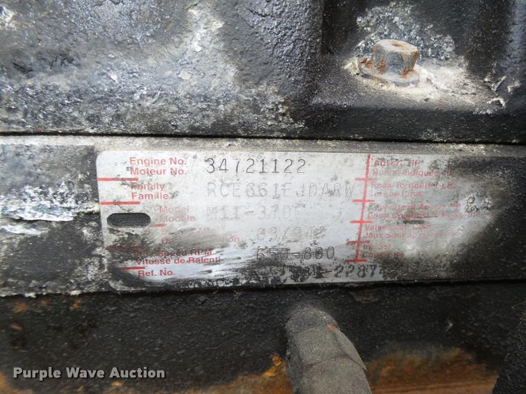 image for item L4177 1994 Freightliner FLD112 semi truck