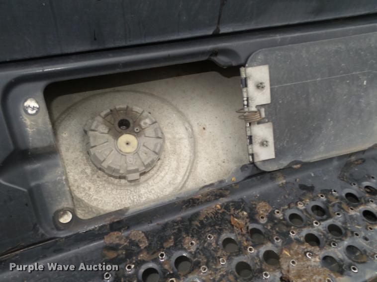 image for item L4185 1992 Freightliner FLD120 semi truck