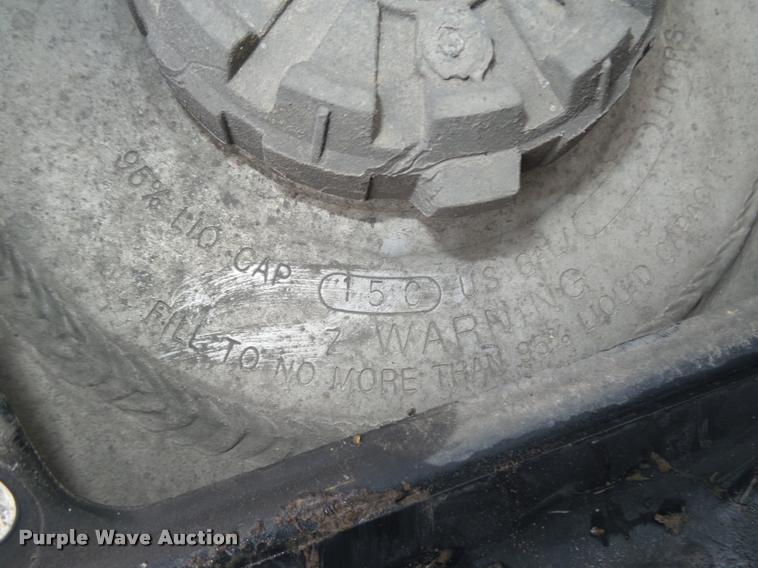 image for item L4185 1992 Freightliner FLD120 semi truck