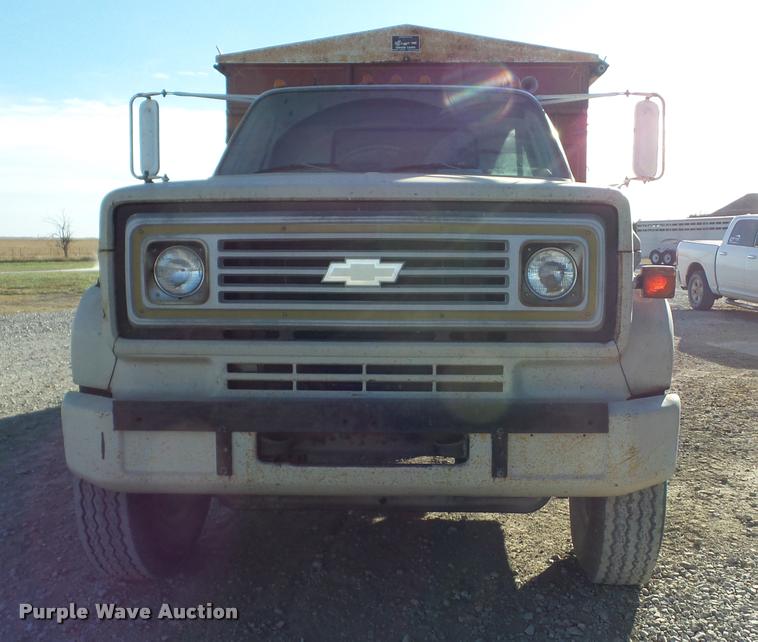 image for item AG9103 1974 Chevrolet C65 grain truck