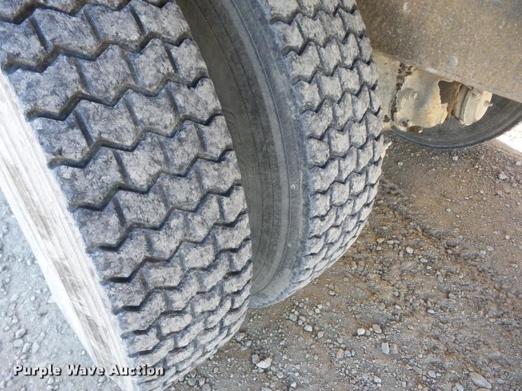 image for item AG9103 1974 Chevrolet C65 grain truck