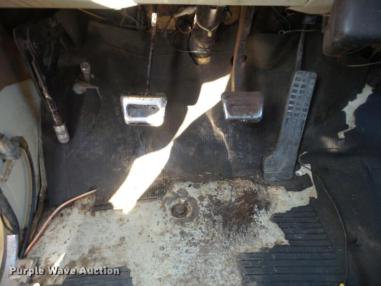 image for item AG9103 1974 Chevrolet C65 grain truck