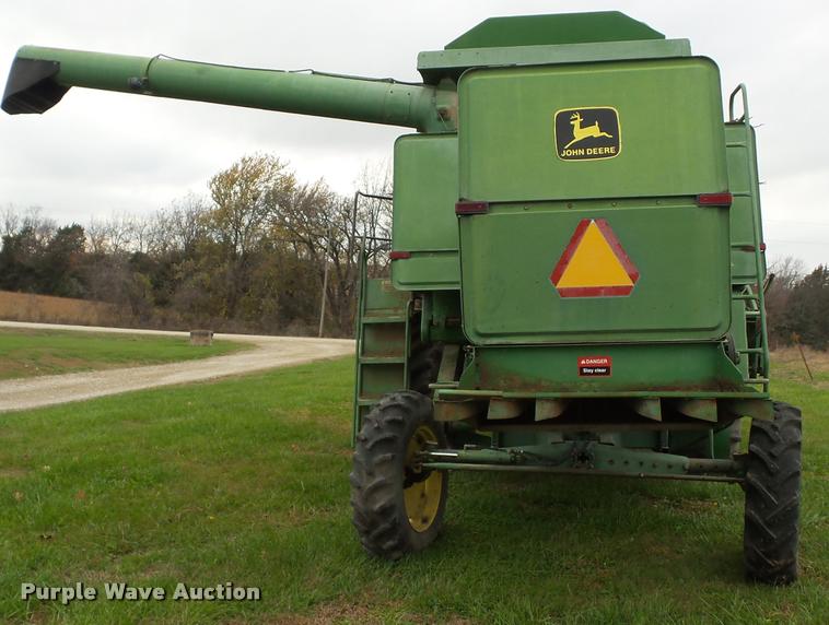 image for item AG9106 John Deere 6620 Turbo combine