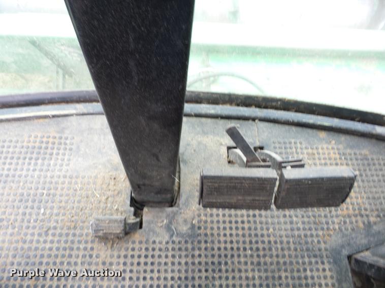 image for item AG9106 John Deere 6620 Turbo combine