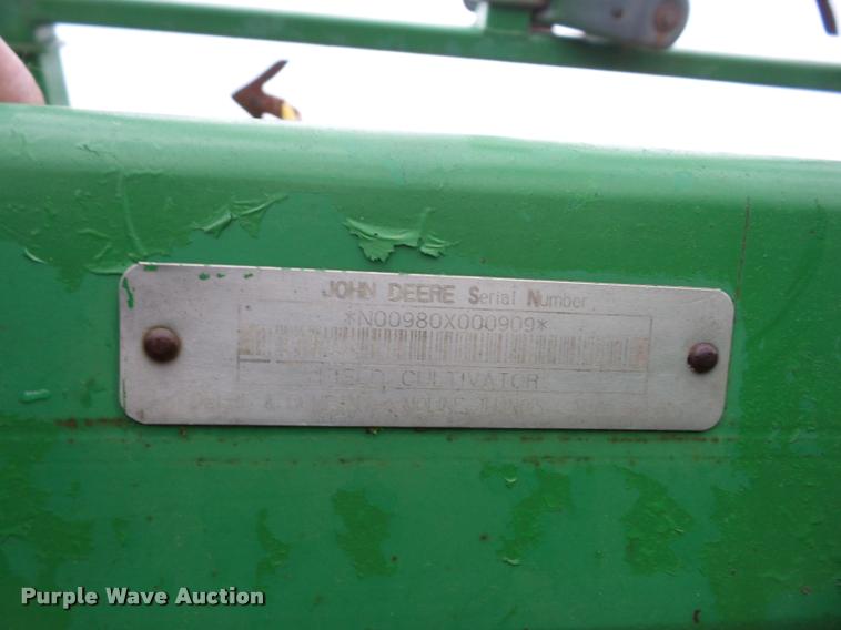 image for item AG9107 John Deere 980 field cultivator
