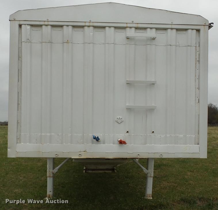 image for item AG9109 1983 Wilson GH-700 double hopper grain trailer