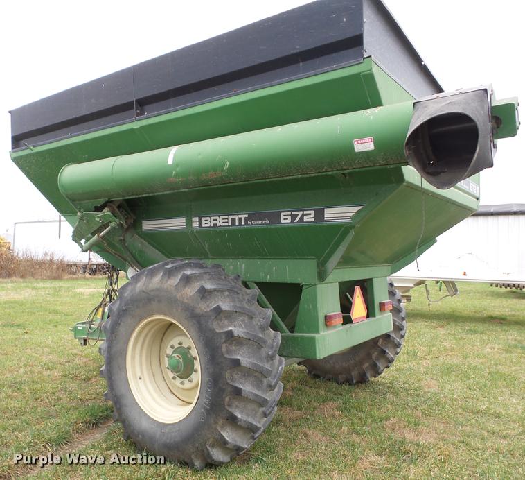 image for item AG9110 Brent 672 grain cart