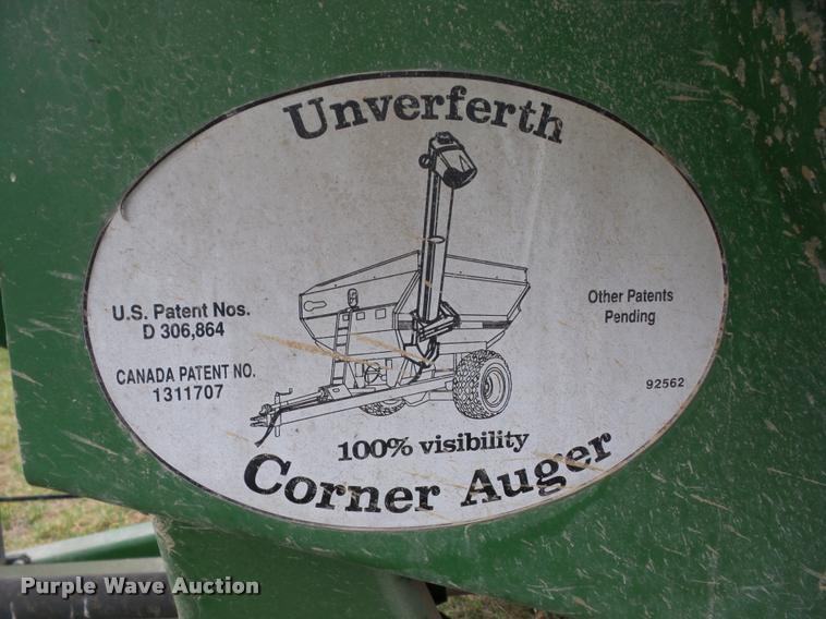 image for item AG9110 Brent 672 grain cart