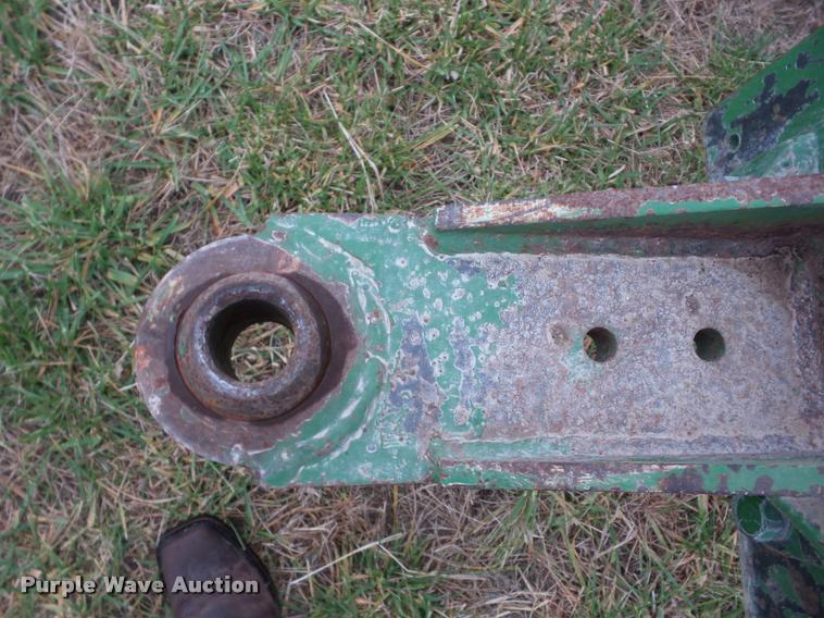 image for item AG9110 Brent 672 grain cart