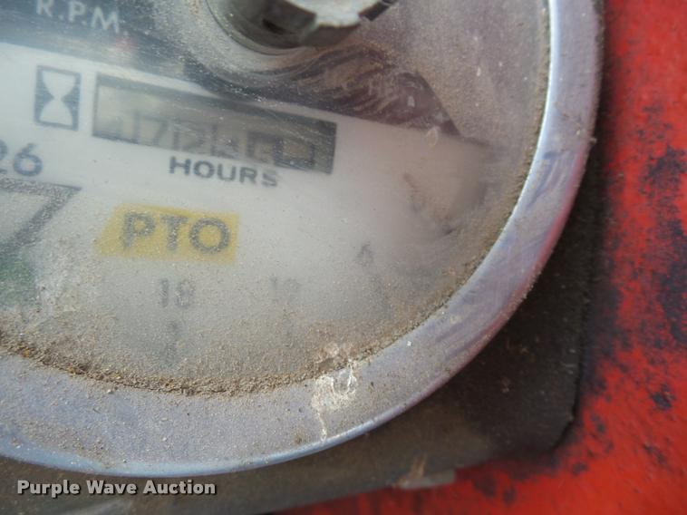 image for item AG9130 1972 International F1066 tractor