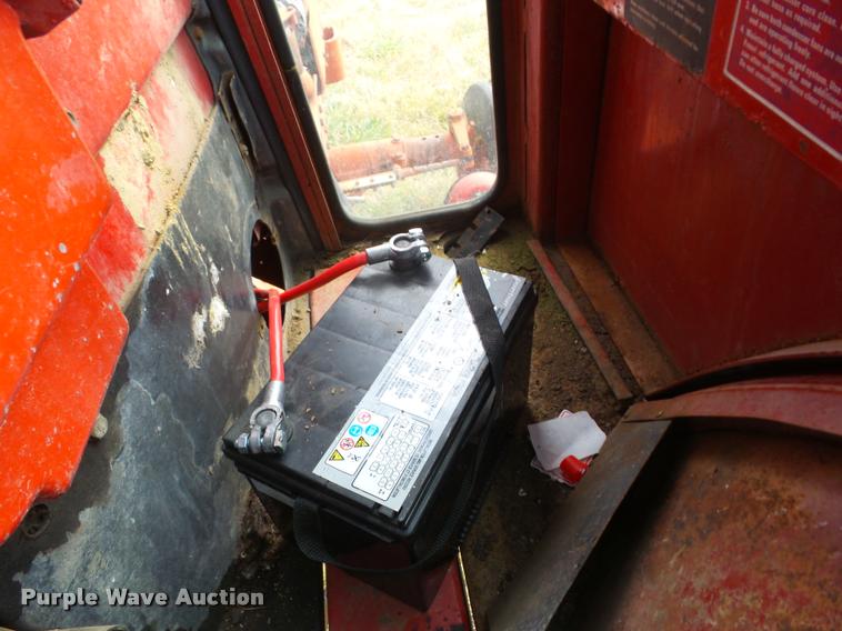 image for item AG9130 1972 International F1066 tractor