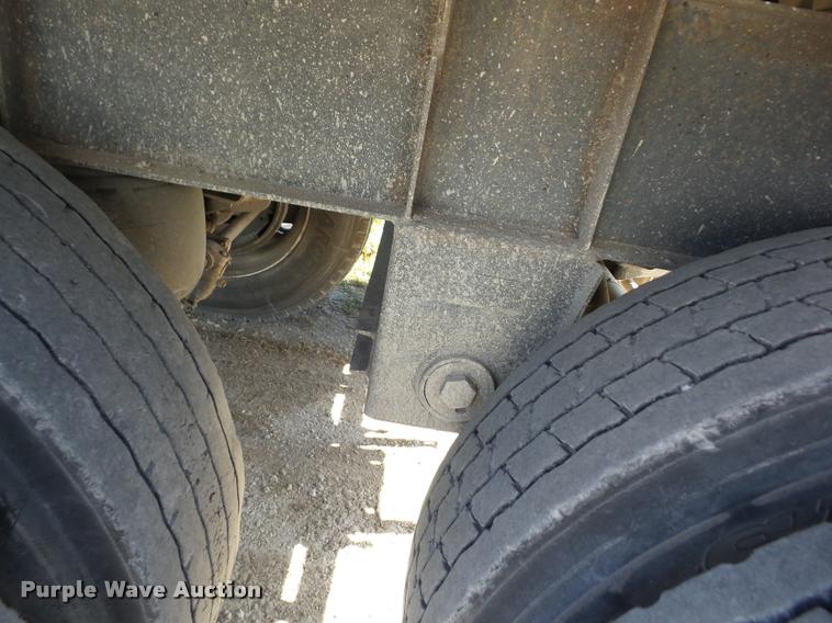 image for item AG9298 2009 Neville double hopper grain trailer