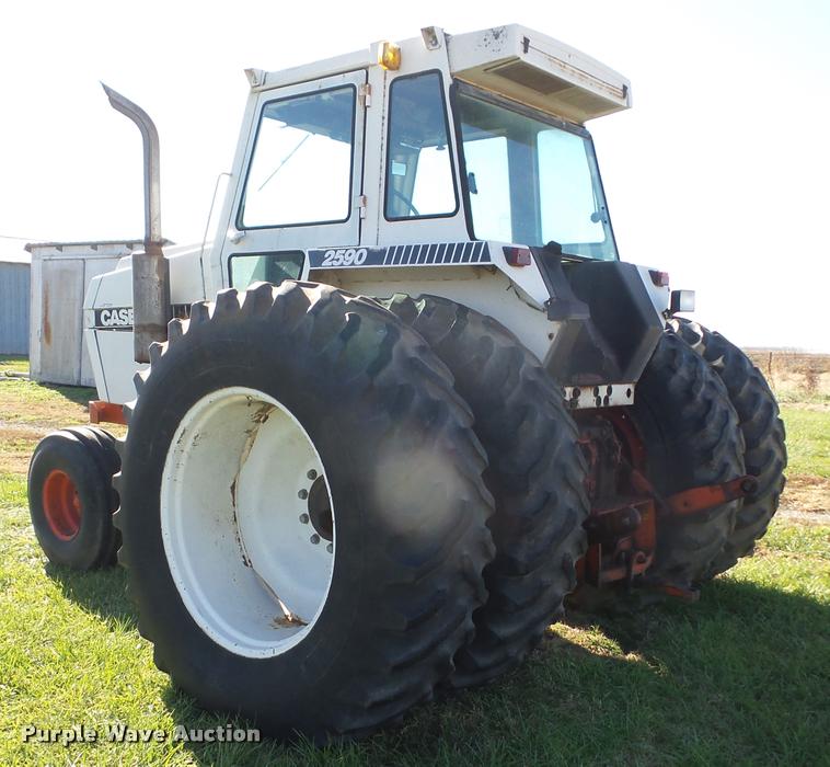 image for item AG9307 Case 2590 tractor