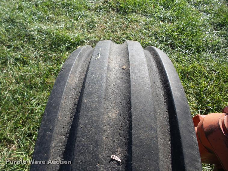 image for item AG9307 Case 2590 tractor