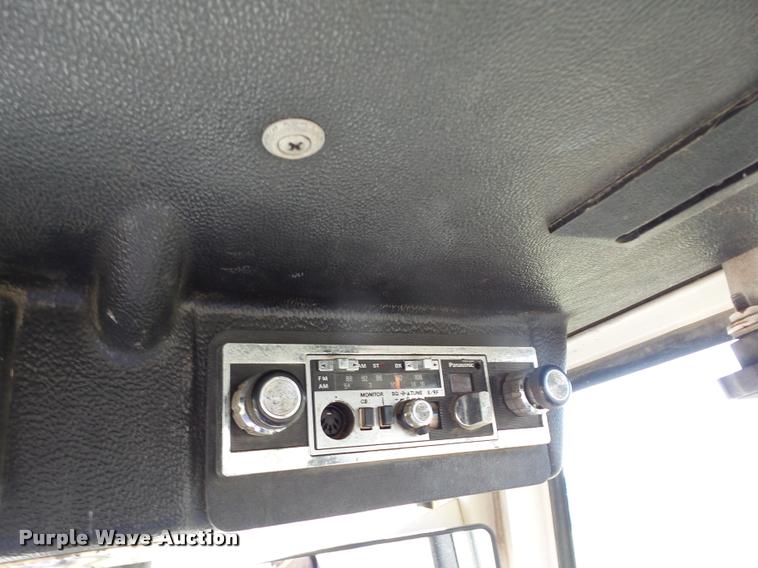 image for item AG9307 Case 2590 tractor