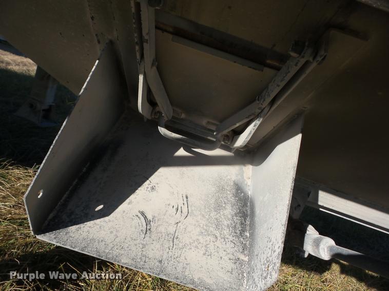 image for item AG9313 2010 Neville double hopper grain trailer