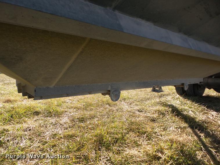image for item AG9313 2010 Neville double hopper grain trailer