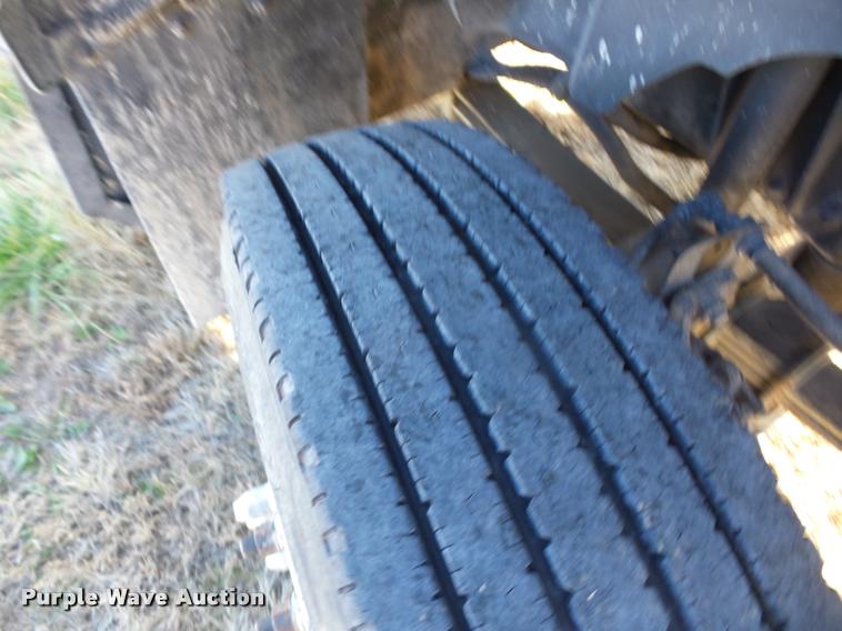 image for item AG9314 1996 GMC TopKick semi truck