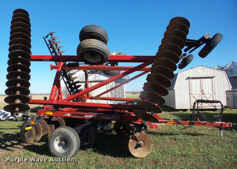 image for item AG9319 Case IH 370 double off-set disk