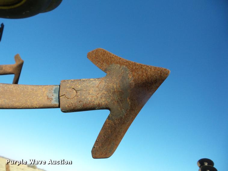 image for item AG9321 John Deere 980 field cultivator