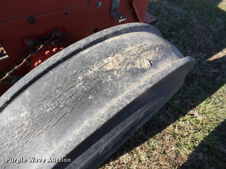 image for item AG9322 Case IH 5300 Soybean Special grain drill