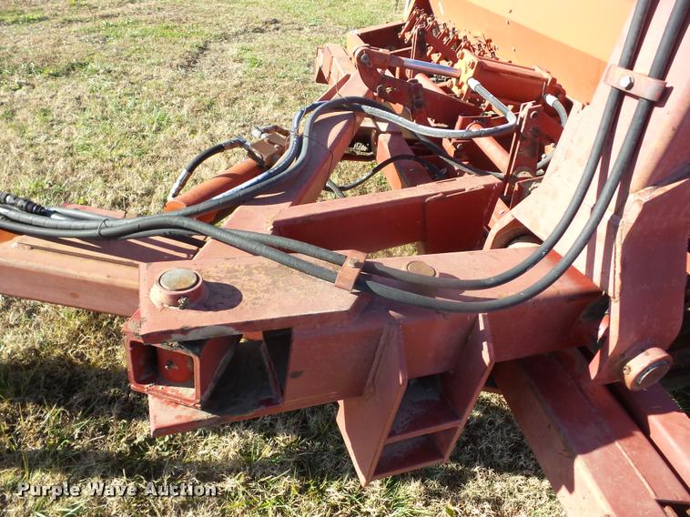 image for item AG9322 Case IH 5300 Soybean Special grain drill