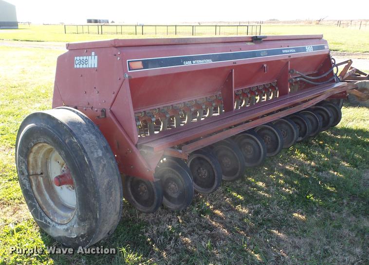 image for item AG9325 Case IH 5100 grain drill