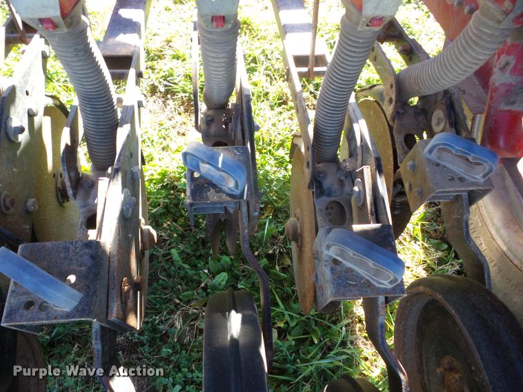 image for item AG9325 Case IH 5100 grain drill