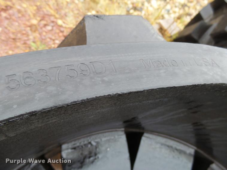 image for item AL9060 (2) Camoplast 25"W tracks