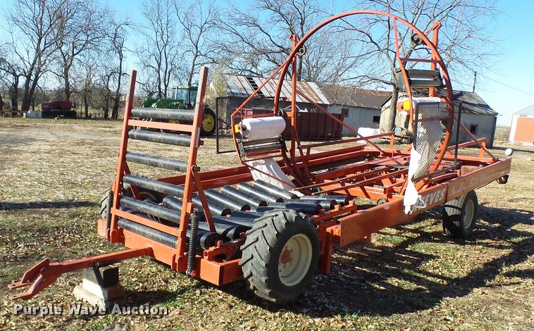 image for item AV9854 2007 Reeves 652 self-propelled in-line bale wrapper