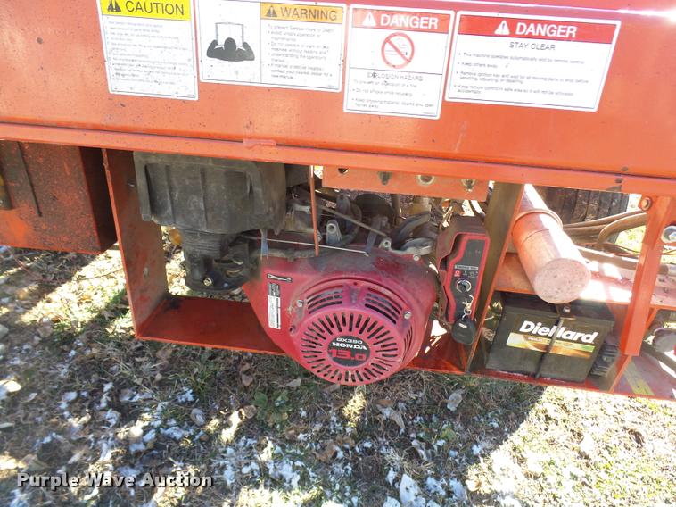 image for item AV9854 2007 Reeves 652 self-propelled in-line bale wrapper