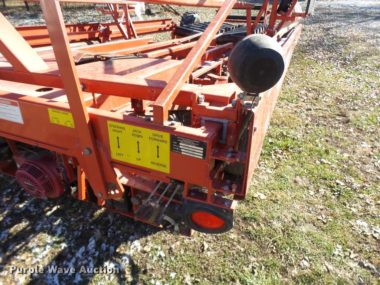 image for item AV9854 2007 Reeves 652 self-propelled in-line bale wrapper
