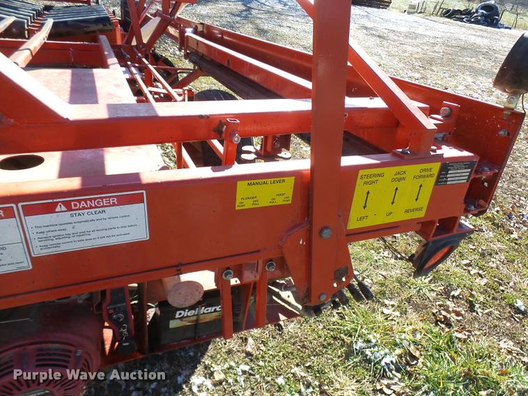 image for item AV9854 2007 Reeves 652 self-propelled in-line bale wrapper