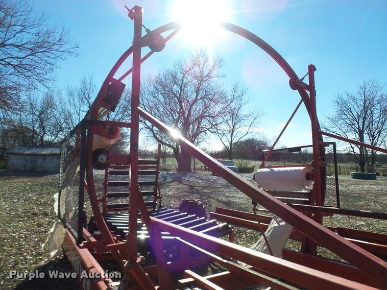 image for item AV9854 2007 Reeves 652 self-propelled in-line bale wrapper