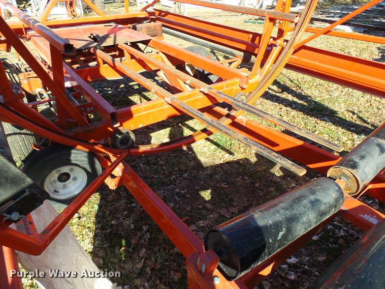 image for item AV9854 2007 Reeves 652 self-propelled in-line bale wrapper