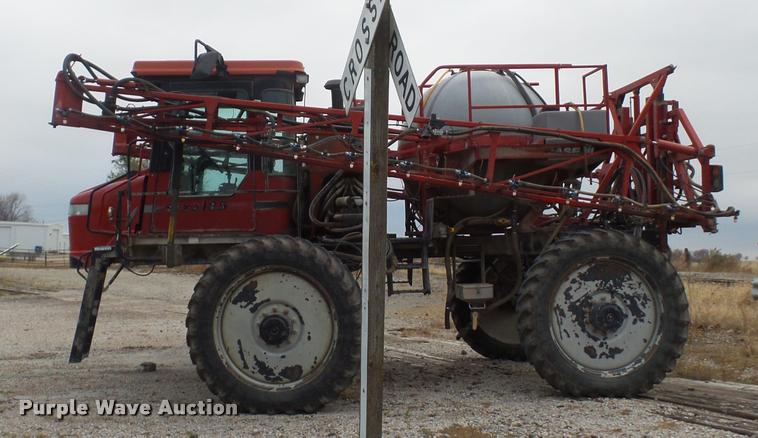 image for item BG9538 2006 Case IH Patriot SPX3185 self-propelled sprayer