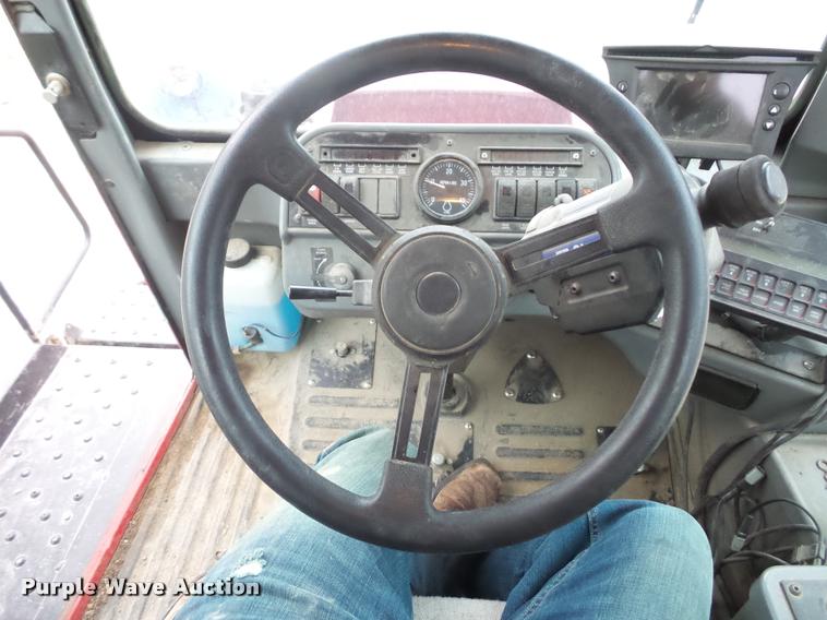 image for item BG9538 2006 Case IH Patriot SPX3185 self-propelled sprayer