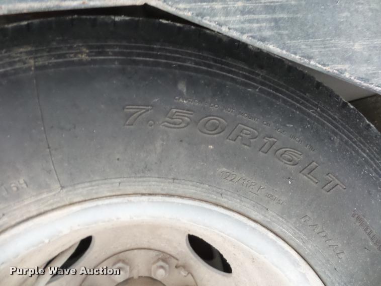 image for item BG9539 1997 Willten sprayer trailer