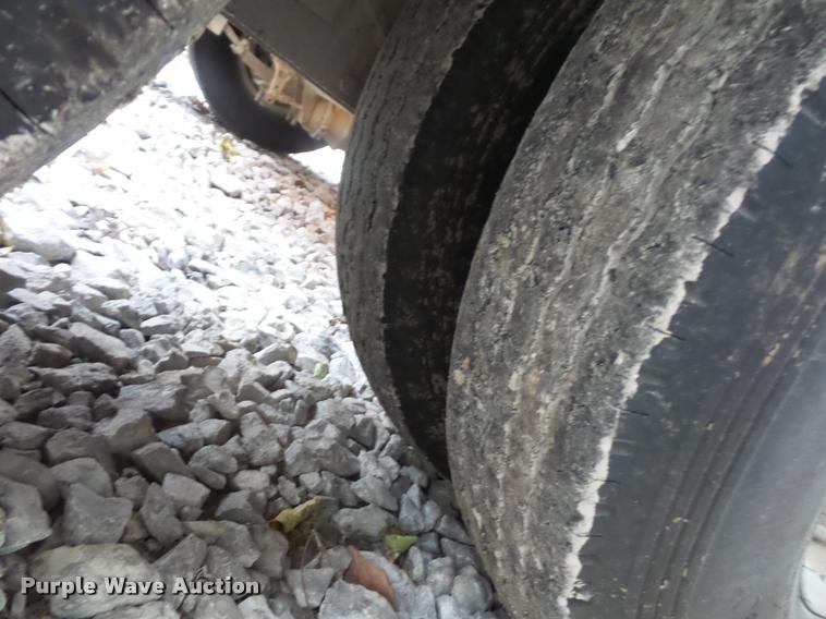 image for item BG9539 1997 Willten sprayer trailer