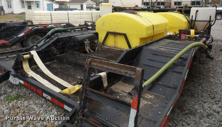 image for item BG9539 1997 Willten sprayer trailer